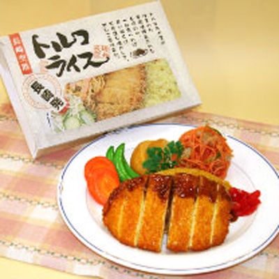 長崎空港限定「トルコライス弁当」人気に－ローカルフードのオリジナル空弁