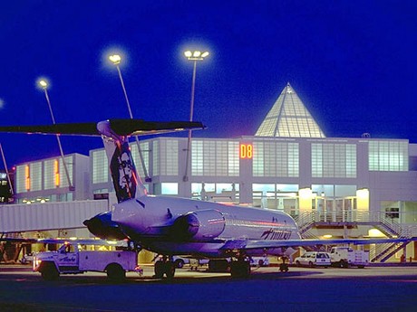 グーグル、全米47空港でWi-Fiサービス－ホリデーシーズン限定で無料提供