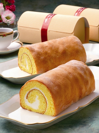 「すずきさんちのロールケーキ」、大分空港で連日完売の人気に