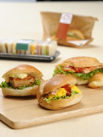 「空弁」から誕生したPB「空パン-空港美食倶楽部-」－羽田・成田で限定発売