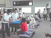 有明佐賀空港で地元産トマト「光樹」を配布－地元ブランドをPR