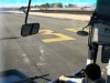 北海道の「農道空港」滑走路で大型車運転体験－JALツアーズが企画