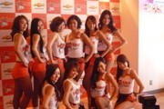 赤坂東急プラザにカジュアルレストラン＆スポーツバー「フーターズ」