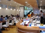 とらのあな本店に「魔法ネコ」をテーマにしたカフェ