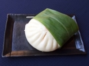 「一騎当千カフェ」－「爆乳肉まん」ほか特別メニューを提供