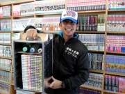 漫画全巻、即日出前サービス開始－おか持ちに入れてチャリで宅配