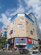 ビックカメラ、ソフマップを株式交換で完全子会社化－ソフ株上場廃止へ