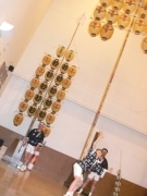 秋田の民族伝承館で東北四大祭り「竿燈」定期実演－本番前に体験も