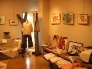 秋田で「バーンロムサイ」展－タイHIV孤児支援で
