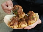 限定販売「たこ焼きにしか見えないシュークリーム」、初日売り切れに