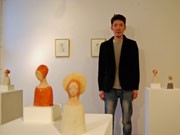 秋田でテラコッタ彫刻作品展－女性モチーフ作品など85点展示販売