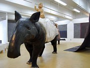 秋田でテキスタイルと木彫の二人展－京都に次いで開催