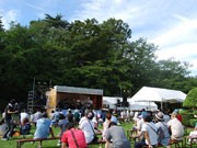 市内11会場で秋田最大級の屋外音楽祭－多くの来場者でにぎわう