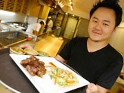 タイ人経営の創作日本料理店「関西風」、低価格オリジナルメニューで話題に