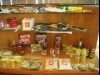 バンコクの「コピー商品博物館」、話題に－模造ブランド品500点超展示