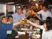 京阪石阪線で「ビールde電車」運行開始－予約客千人超の人気に