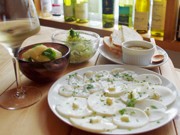 調布・仙川に自然派ワインバー、有機野菜料理やビオワイン主力に