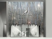 世界初「スワロフスキー」旗艦店、銀座経済新聞・上半期PV1位に