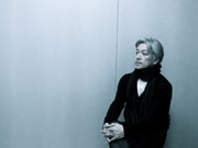 アップル銀座で学生向けトーク「授業」－初回講師は坂本龍一さん