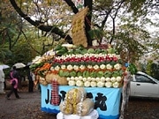 JA八王子が「農業祭」－地元産の野菜で恒例「宝船」、搾乳体験も
