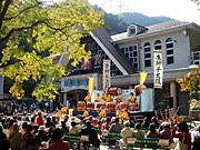高尾山で「もみじまつり」－1カ月にわたり40超のイベント展開へ
