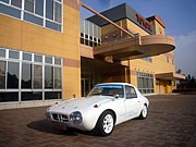 八王子の専門学校、スポーツカーを電気自動車化－「東京オートサロン」で披露