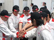 日野自動車、来年の「ダカールラリー」参戦発表－被災地からもメカニック選出