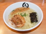 行列のできる塩そば専門店「まるきゅうらあめん」、中洲に地方初上陸へ