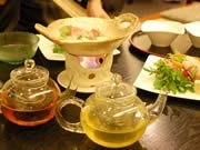 セントラーザ博多で「清涼お茶会席」－九州の銘茶のお茶冷しゃぶも