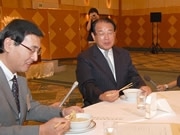 博多で福岡県産ラーメン用小麦の試食会－知事、第一声で「うまい」