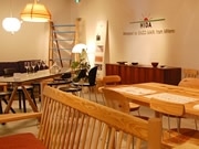 飛騨・老舗木工メーカーの家具展－博多駅南のインテリア店が企画