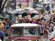 県警、GW人出発表－5年ぶりの雨で「博多どんたく」20万人減、出入国者は増加