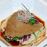ホテル日航福岡に7千円の「高級冷麺」－「夏バテ防止に」
