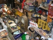 パシフィコで国内最大規模の骨董市－古物商400店が出展