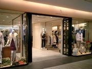 UA横浜店が増床－英人気ブランド「キャス・キッドソン」拡大へ
