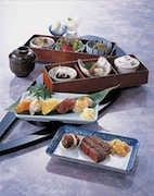 鉄板焼レストラン「よこはま」が女性限定ランチ‐目の前で焼き寿司も