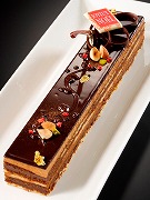 ロイヤルパークホテルが「クリスマスケーキコレクション」予約販売