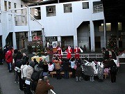 「寿町」のアートプロジェクトが地域の歴史と現在を知るツアー