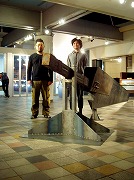創造空間9001で2人のアーティストによる「いけにえ」展