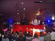 ダーツバー&レストラン「ベノア横浜」で1周年記念イベント