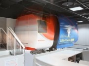 三菱みなとみらい技術館で横浜上空「ヘリコプター操縦」のVR体験