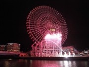 横浜都心部各所で新年カウントダウン-花火、ライブ、復興の光
