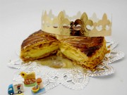 ホテルニューグランドがバイ菓子「ガレット・デ・ロワ」限定発売