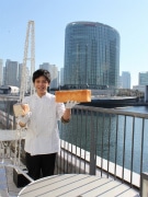 横浜東口ベーカリーカフェ「ヴィクトワール」が食パン「絆」