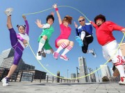 横浜都心部各所で「ヨコハマ大道芸」-春の風物詩