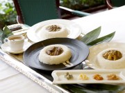 ローズホテル横浜が140年前のレシピでカレー-カエルと海鮮カレーも