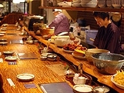 紙屋町に炭火焼・煮込み料理がメーンの新業態店－古民家風