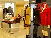天満屋にレディスブランド2店－20代女性コアターゲットに