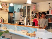 広島にカフェスタイルの喫茶店－夫婦で開業、初日から出だし好調