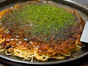 広島にB級グルメ「府中焼き」中心の鉄板店－宅配で売り上げ伸ばす